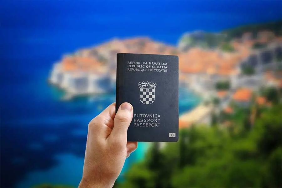 Croatian passport